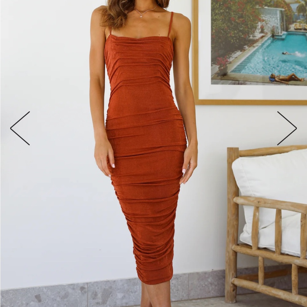 HELLOMOLLY Dream Lantern Midi Dress in Rust Size XS